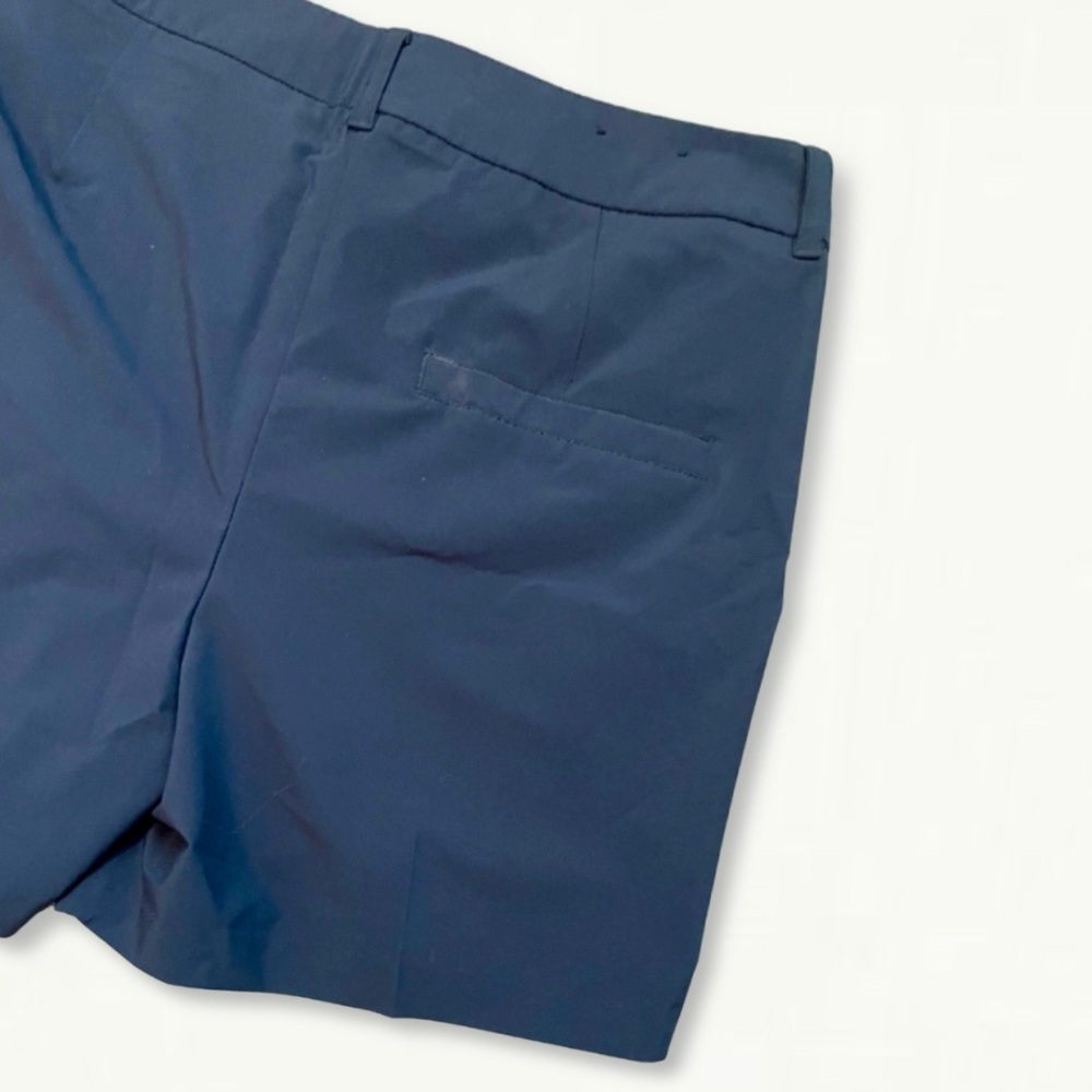 SOLD J. Lindeberg Gwen Short Micro Women’s Athletic Golf Shorts Navy + White - Picture 10 of 16